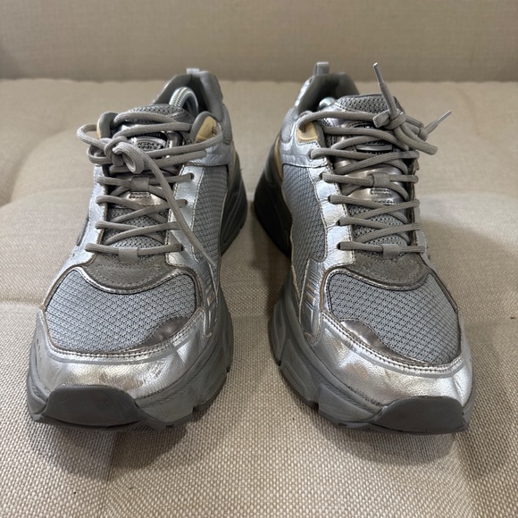 Golden Goose Lightstar shoes size EU45 - Picture 3 of 4